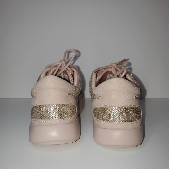 GUESS Gavin Sneakers - Picture 5 of 7